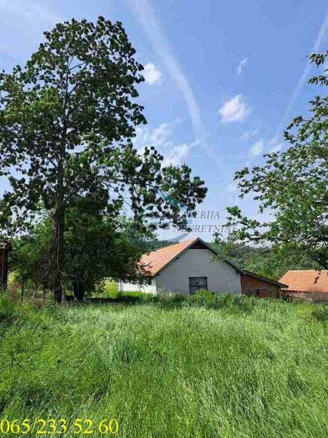 index Kuća na prodaju, Amerić, Beograd, 104m², 250.000 €