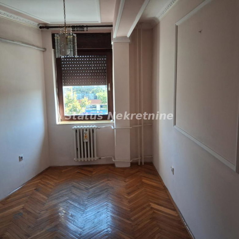 Stan Izdavanje Novi Sad  57 m2