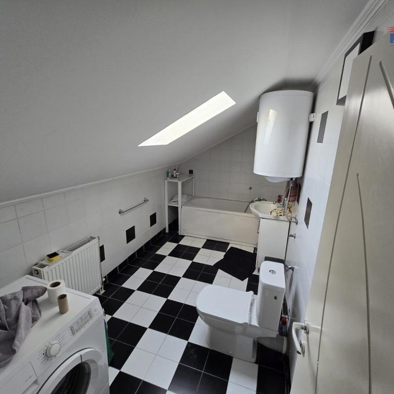 Stan Izdavanje Novi Sad  51 m2