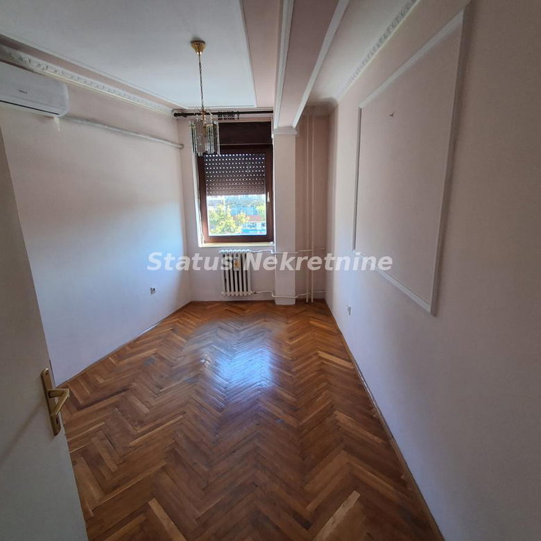 Stan Izdavanje Novi Sad  57 m2