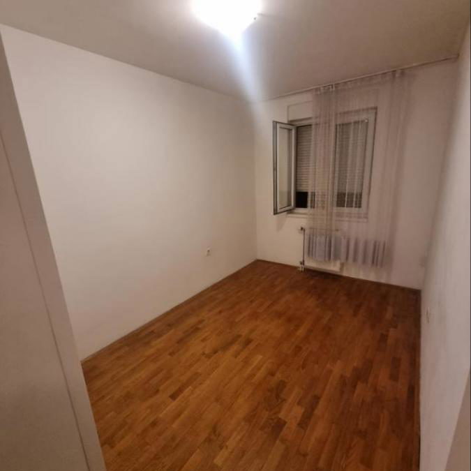 Stan Izdavanje Novi Sad  40 m2