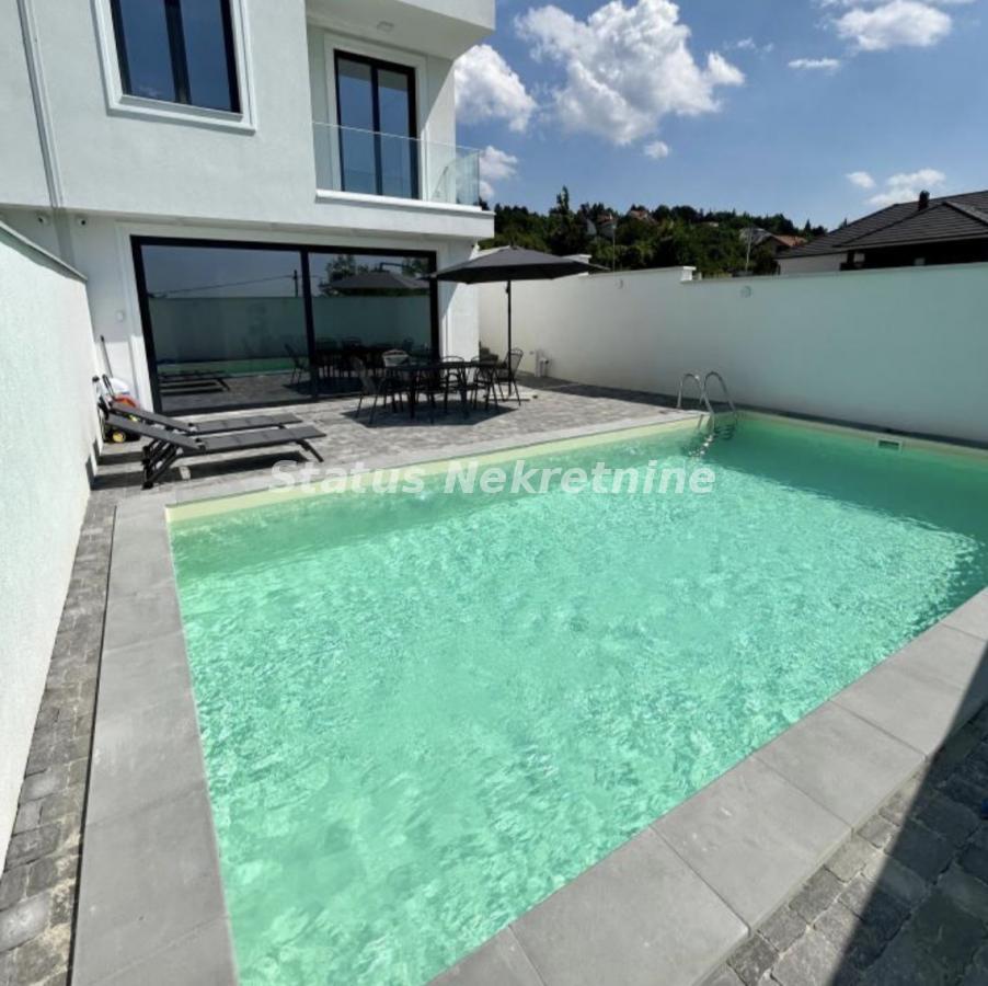 Kuća za izdavanje, Sremska Kamenica, Novi Sad, 180m², 2.000 €/mes
