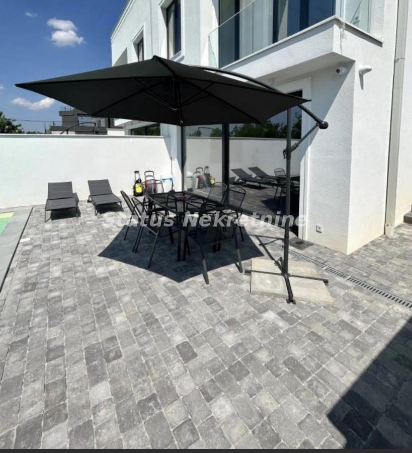 Kuća za izdavanje, Sremska Kamenica, Novi Sad, 180m², 2.000 €/mes