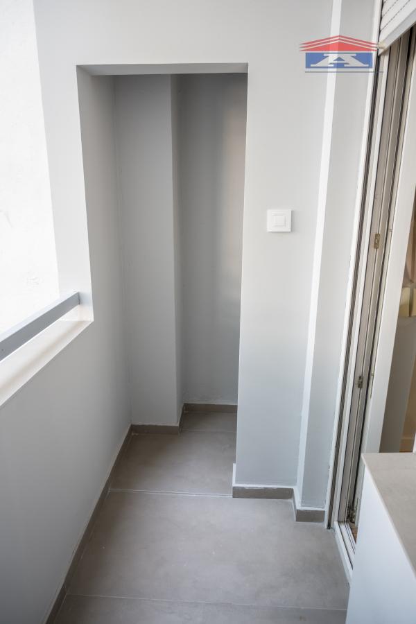 Stan Prodaja Novi Sad  27 m2