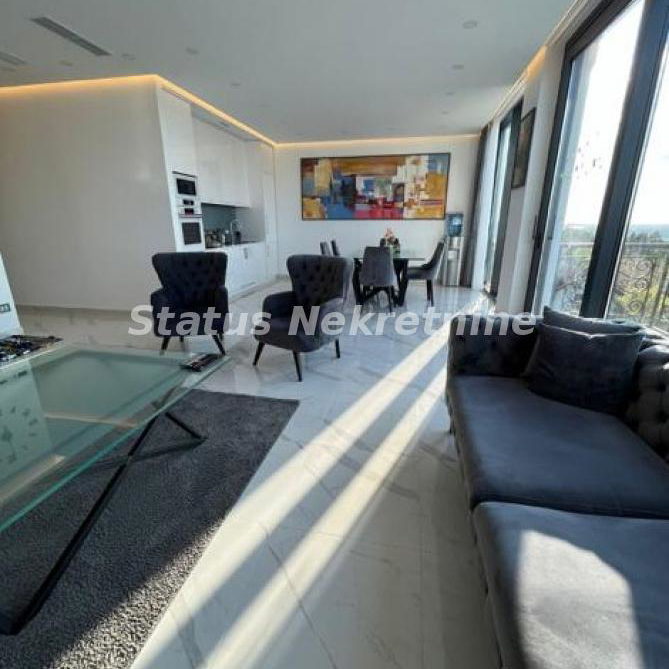 Stan Izdavanje Novi Sad  136 m2
