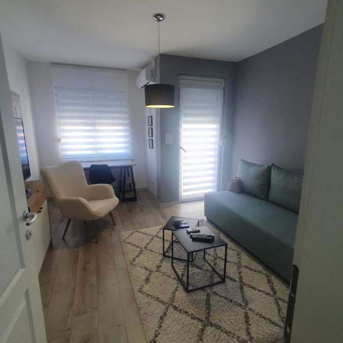 Stan Izdavanje Novi Sad  32 m2