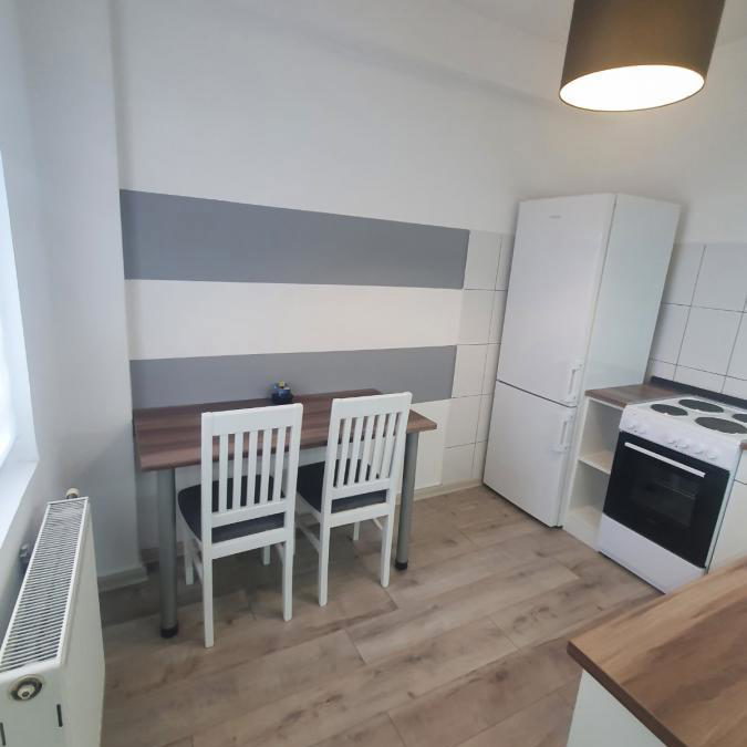 Jednosoban stan za izdavanje, Grbavica, Novi Sad, 32m², 350 €/mes