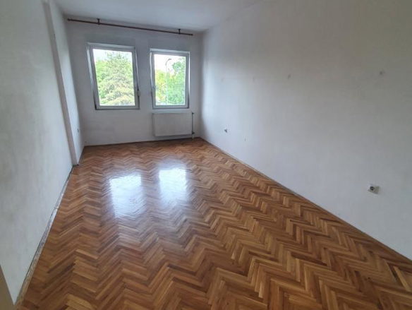 Stan Izdavanje Novi Sad Cara Dušana 48 m2