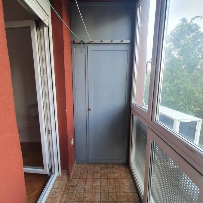 Stan Izdavanje Novi Sad Cara Dušana 48 m2