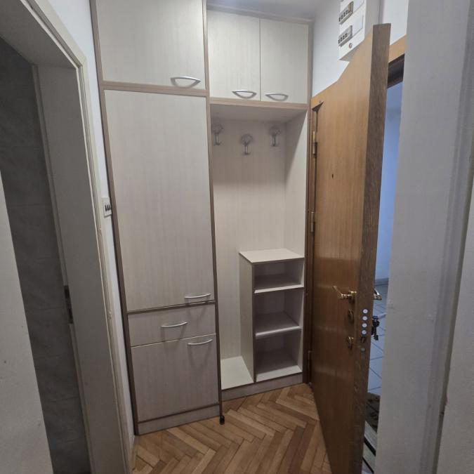 Jednosoban stan za izdavanje, Sajmište, Novi Sad, 29m², 280 €/mes