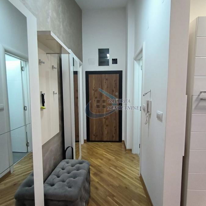 Dvosoban stan za izdavanje, Lekino Brdo, Beograd, 54m², 600 €/mes