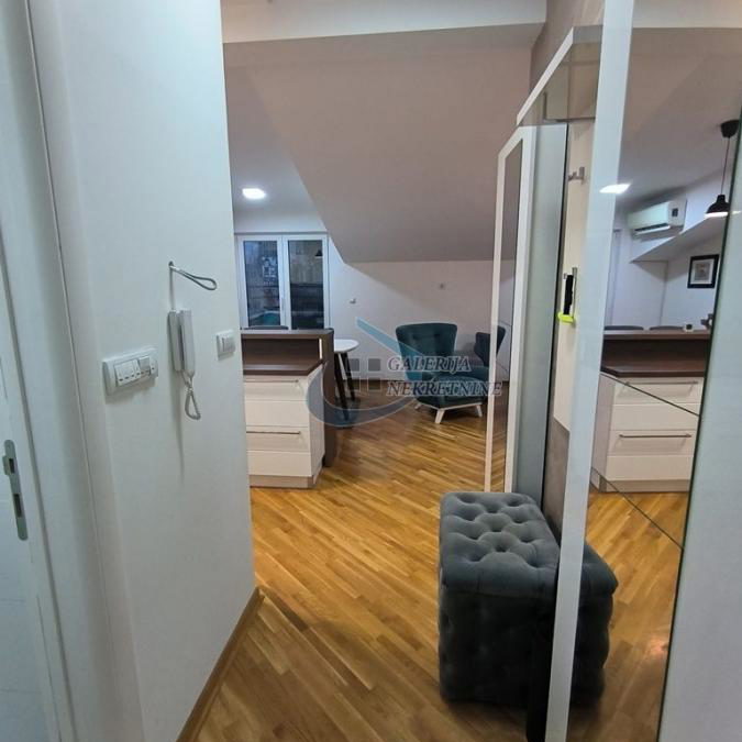 Dvosoban stan za izdavanje, Lekino Brdo, Beograd, 54m², 600 €/mes