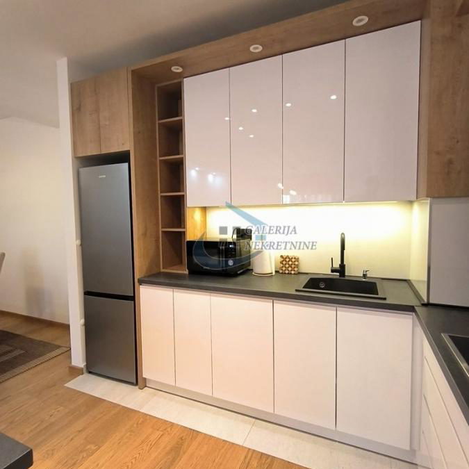 Stan Izdavanje Beograd Crveni Krst 102 m2
