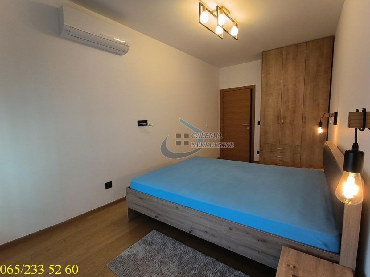 Četvorosoban stan za izdavanje, Crveni Krst, Beograd, 102m², 1.350 €/mes