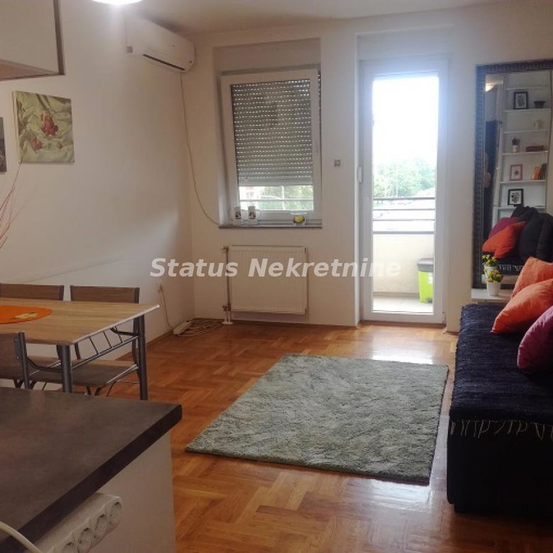 Stan Izdavanje Novi Sad Nova Detelinara 26 m2