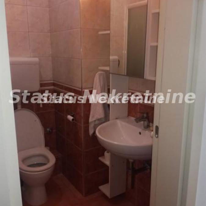 Stan Izdavanje Novi Sad Nova Detelinara 26 m2