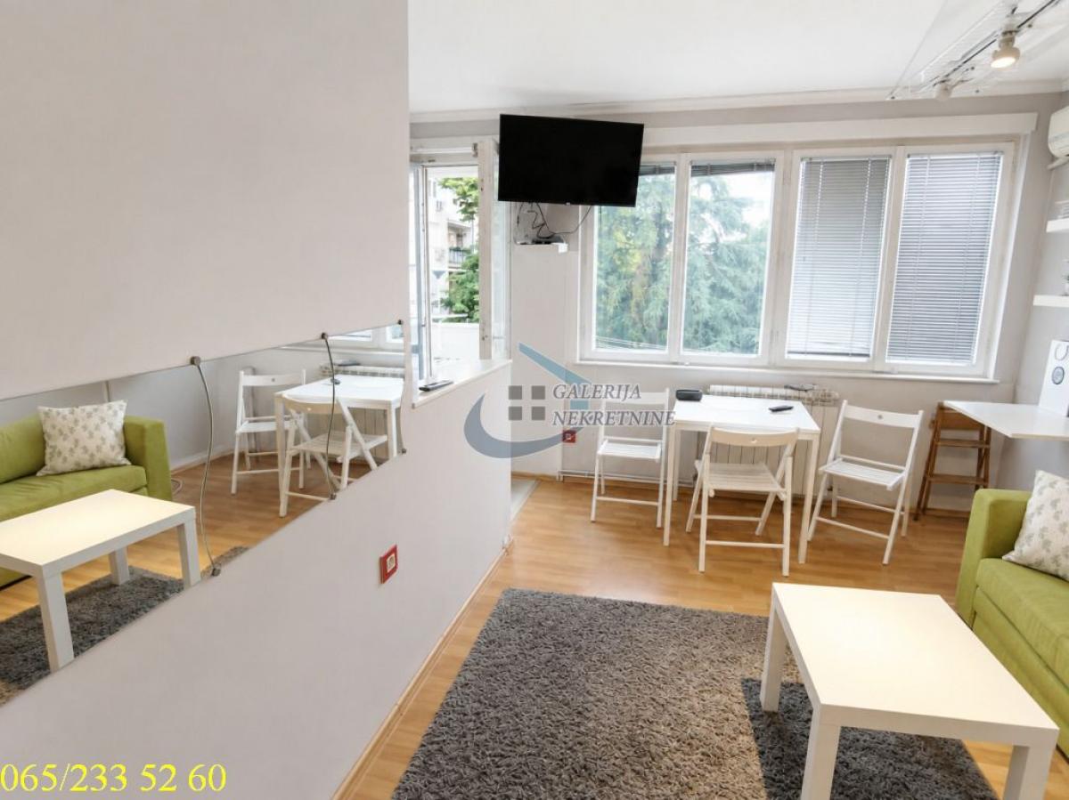 Jednosoban stan na prodaju, Banovo Brdo, Beograd, 29m², 128.000 €