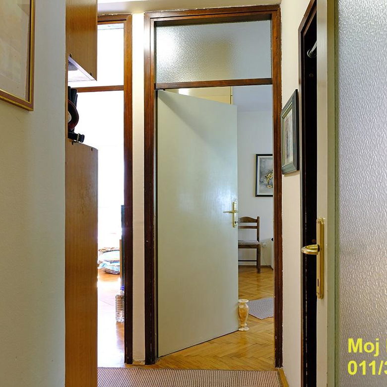 Četvorosoban stan na prodaju, Karaburma, Beograd, 87m², 235.000 €