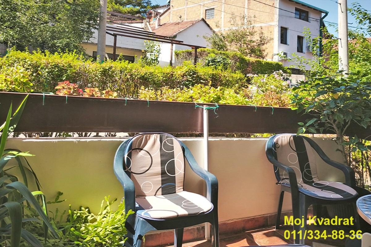 Četvorosoban stan na prodaju, Karaburma, Beograd, 87m², 235.000 €