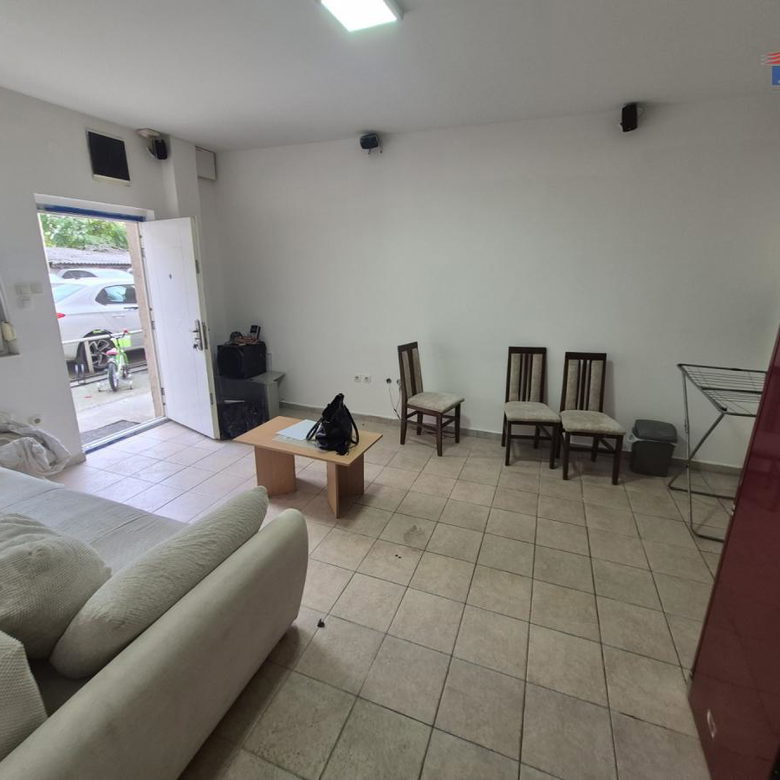 Stan Izdavanje Novi Sad Nova Detelinara 35 m2