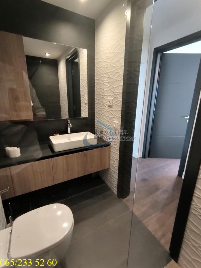 index Petosoban stan na prodaju, Kalenić Pijaca, Beograd, 198m², 6. sprat, 870.000 €