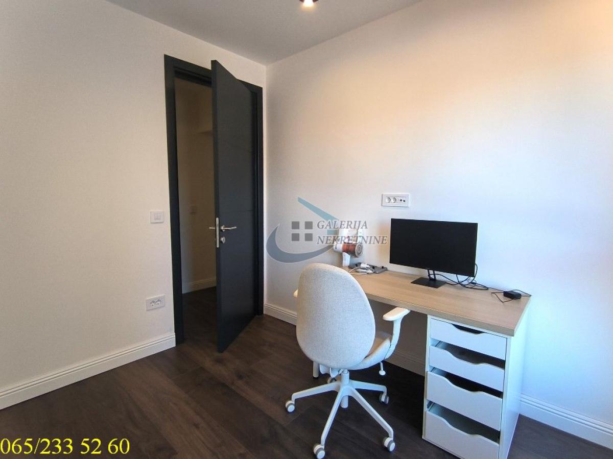 index Petosoban stan na prodaju, Kalenić Pijaca, Beograd, 198m², 6. sprat, 870.000 €
