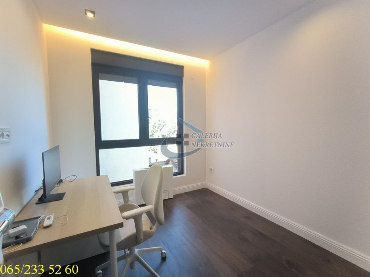 index Petosoban stan na prodaju, Kalenić Pijaca, Beograd, 198m², 6. sprat, 870.000 €