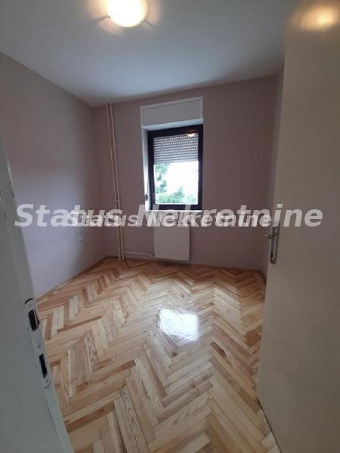 Stan Izdavanje Novi Sad Stan Izdavanje Novi Sad Cara Dušana 36 m2
