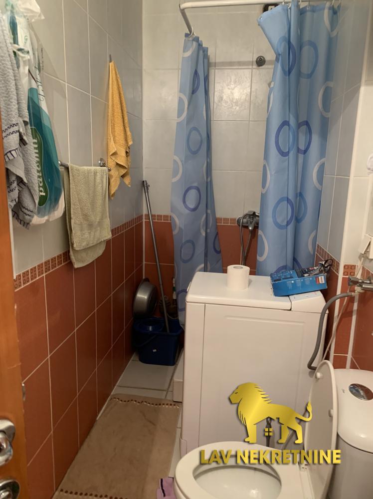 Stan Izdavanje Novi Sad  40 m2