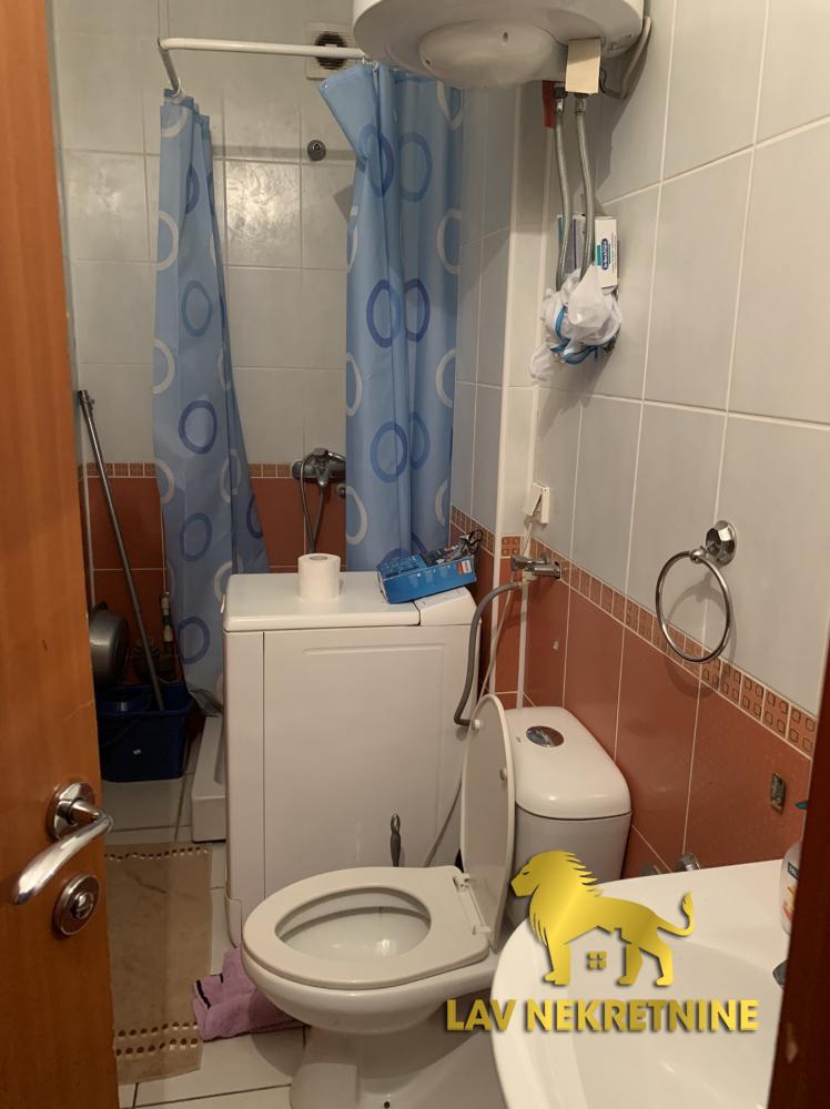 Stan Izdavanje Novi Sad  40 m2