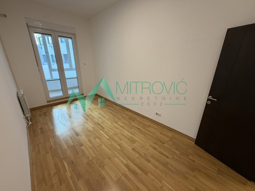Lokal Prodaja Novi Sad  113 m2