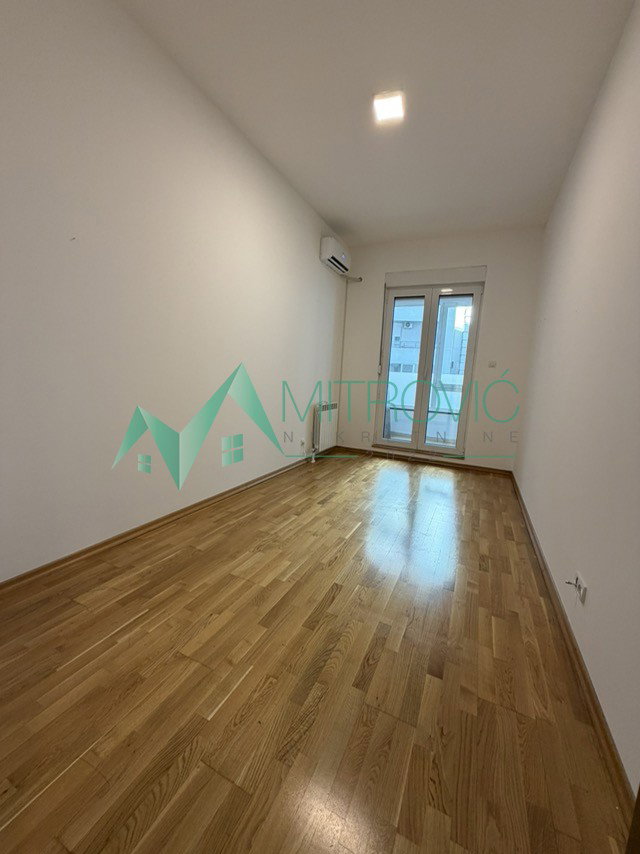 izdavanje-bulevar-osloboDJenja-9102430-6hjcl Stan Prodaja Novi Sad 113 m2