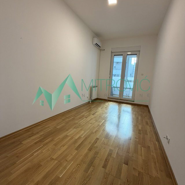 Stan Prodaja Novi Sad  113 m2