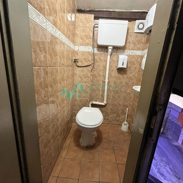 Lokal Prodaja Novi Sad  110 m2