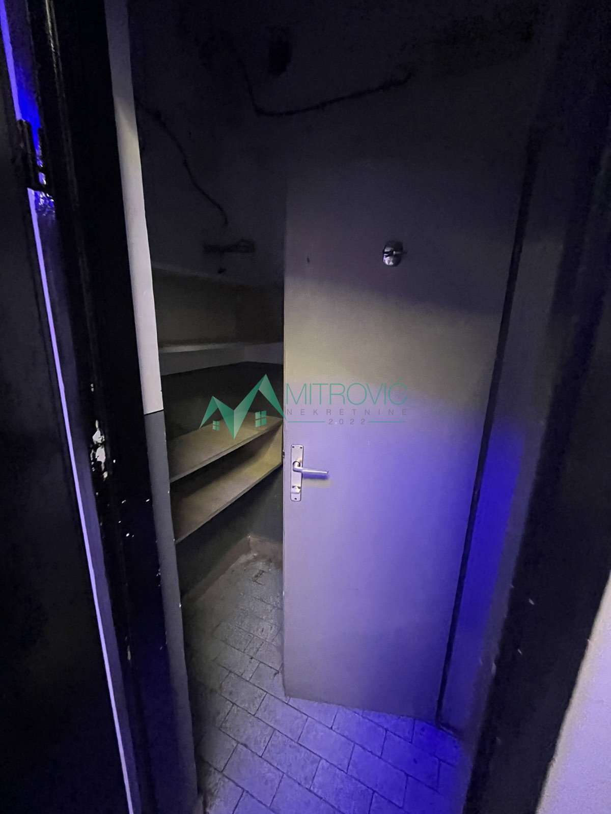 Lokal Prodaja Novi Sad  110 m2
