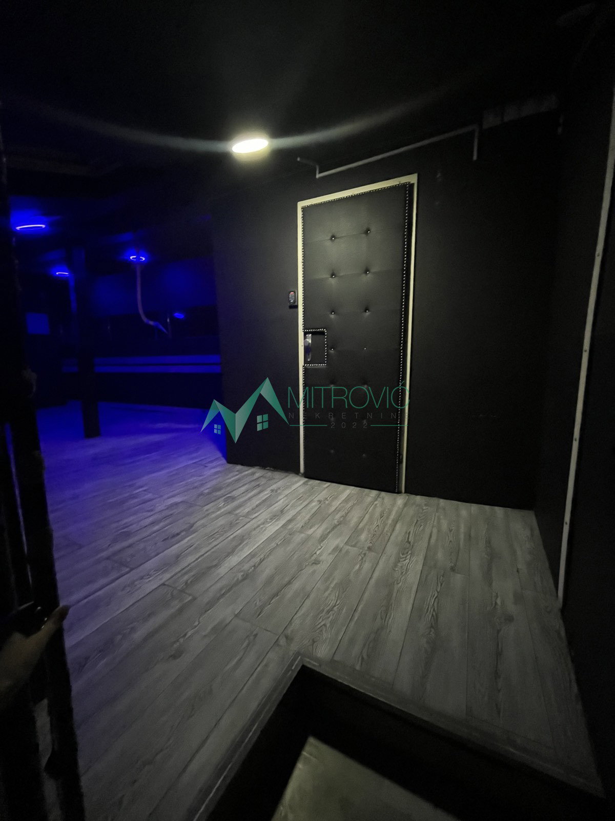 Lokal Prodaja Novi Sad  110 m2