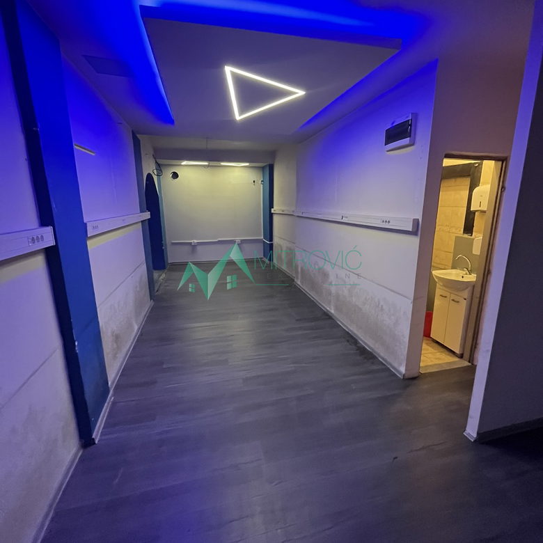 Lokal Prodaja Novi Sad  110 m2