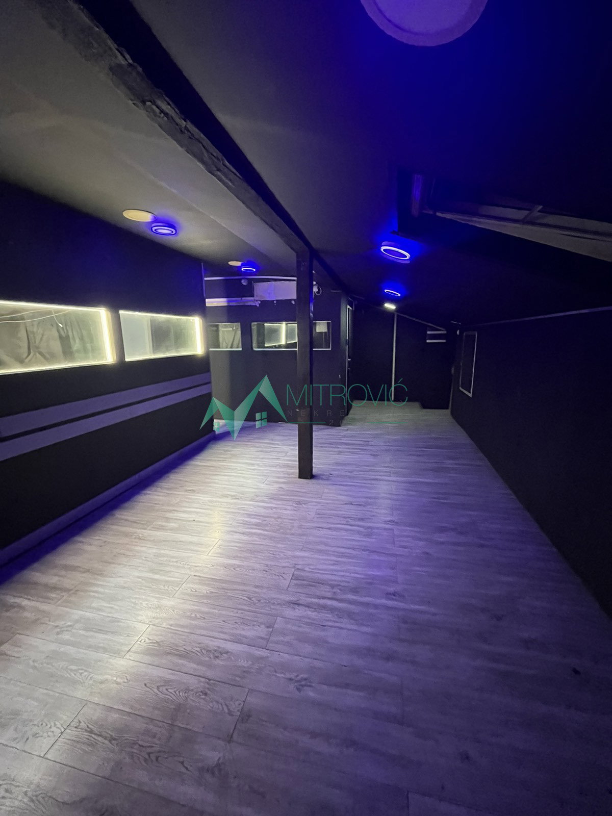 Lokal na prodaju, Bulevar Oslobođenja, Novi Sad, 110m², 900 €