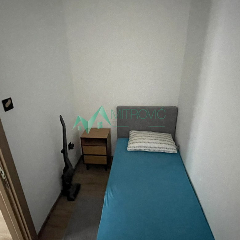 Stan Prodaja Novi Sad  33 m2
