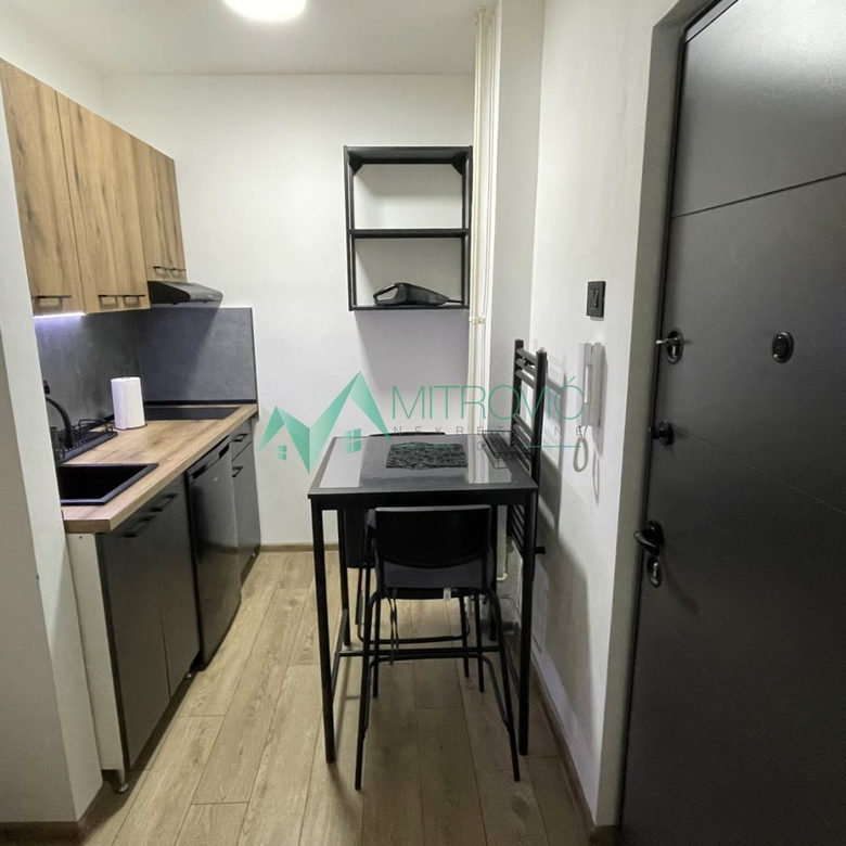 Stan Prodaja Novi Sad  33 m2