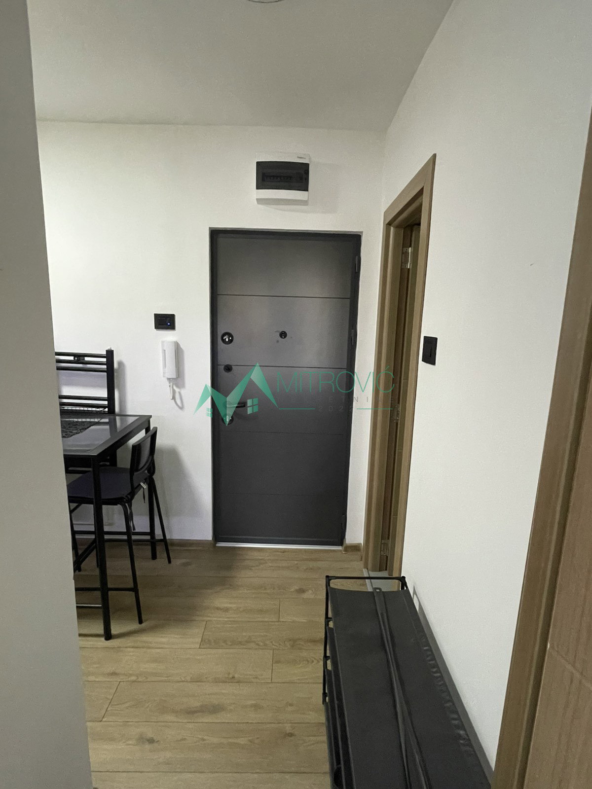 izdavanje-bulevar-osloboDJenja-9102459-u6fm6 Jednoiposoban stan na prodaju, Bulevar Oslobođenja, Novi Sad, 33m², 500 €