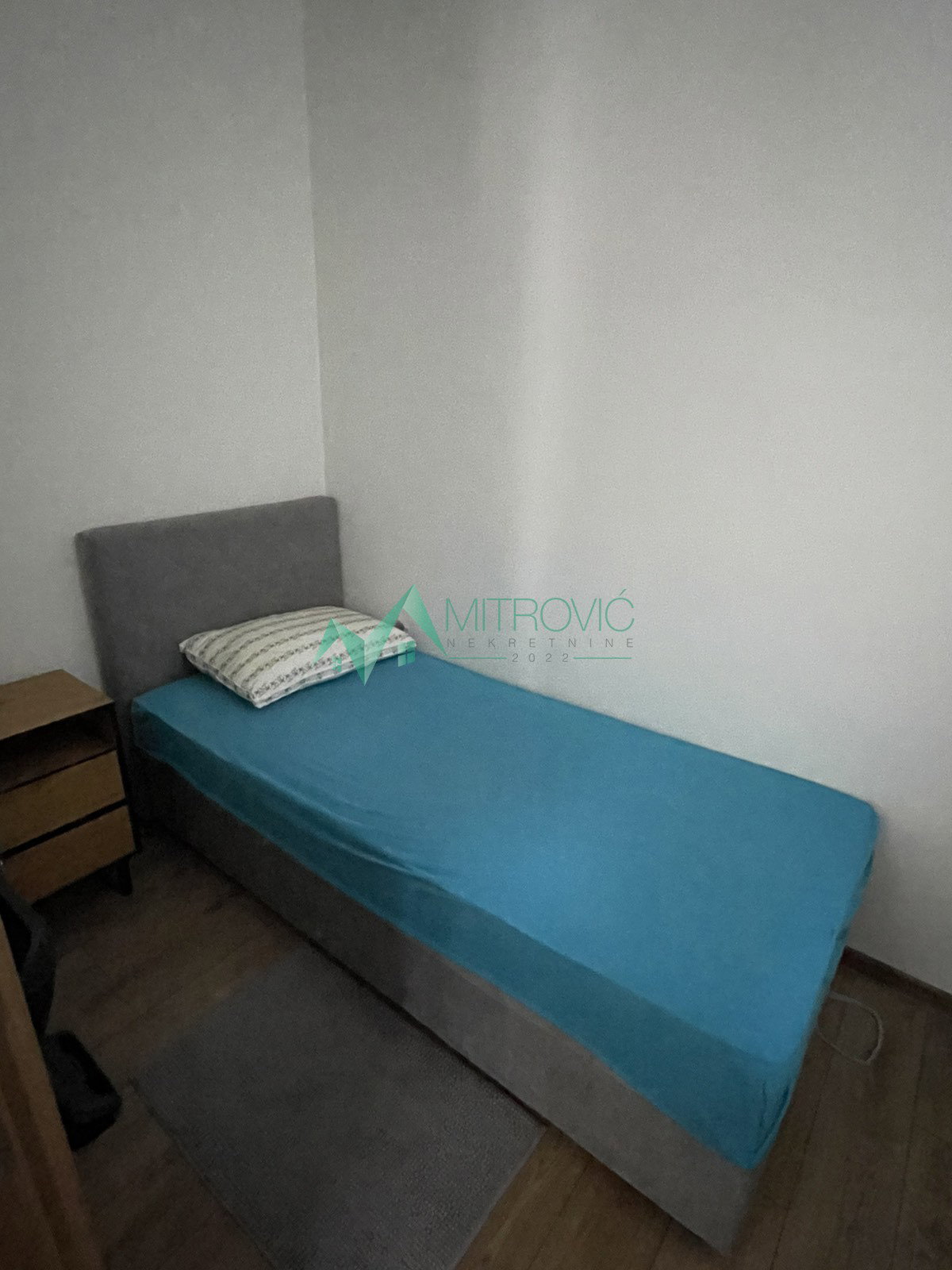izdavanje-bulevar-osloboDJenja-9102459-z4urf Stan Prodaja Novi Sad 33 m2