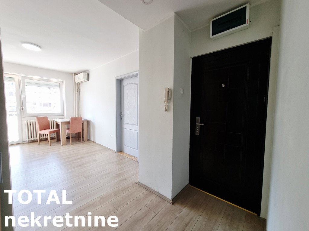 izdavanje-centar-9189886-rvnfa Stan Izdavanje Novi Sad 50 m2