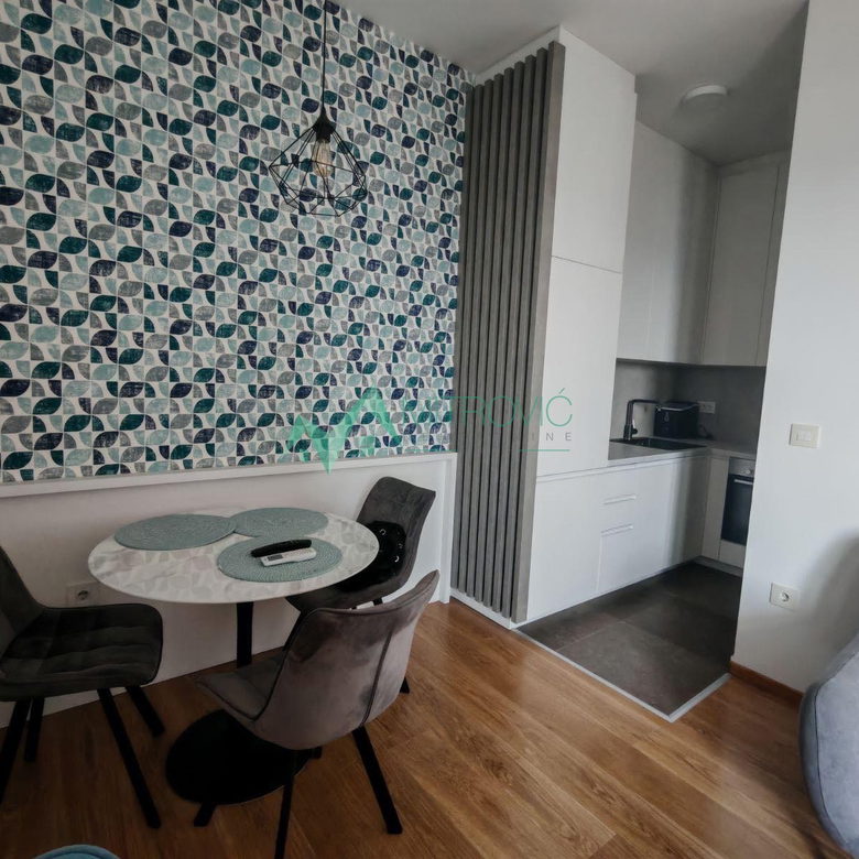 Stan Prodaja Novi Sad  52 m2