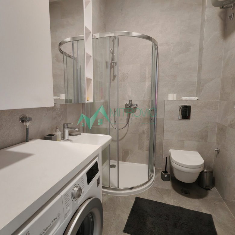 Stan Prodaja Novi Sad  52 m2