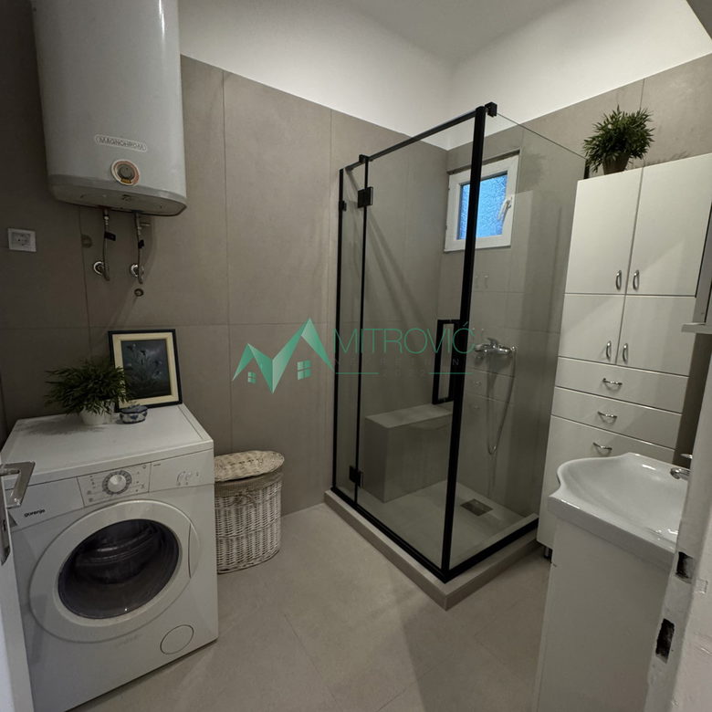Stan Prodaja Novi Sad  94 m2