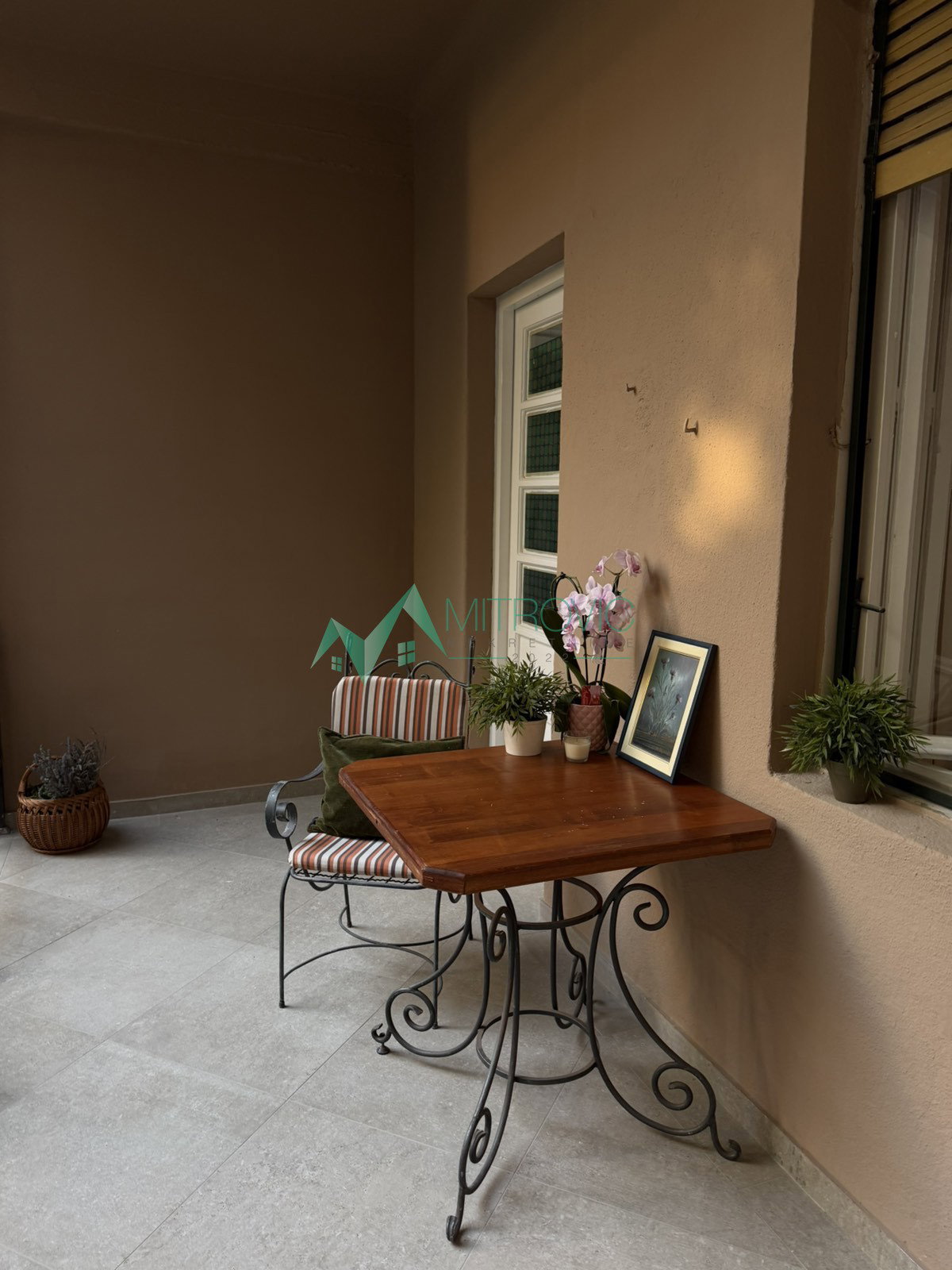 Trosoban stan na prodaju, Centar, Novi Sad, 94m², 900 €