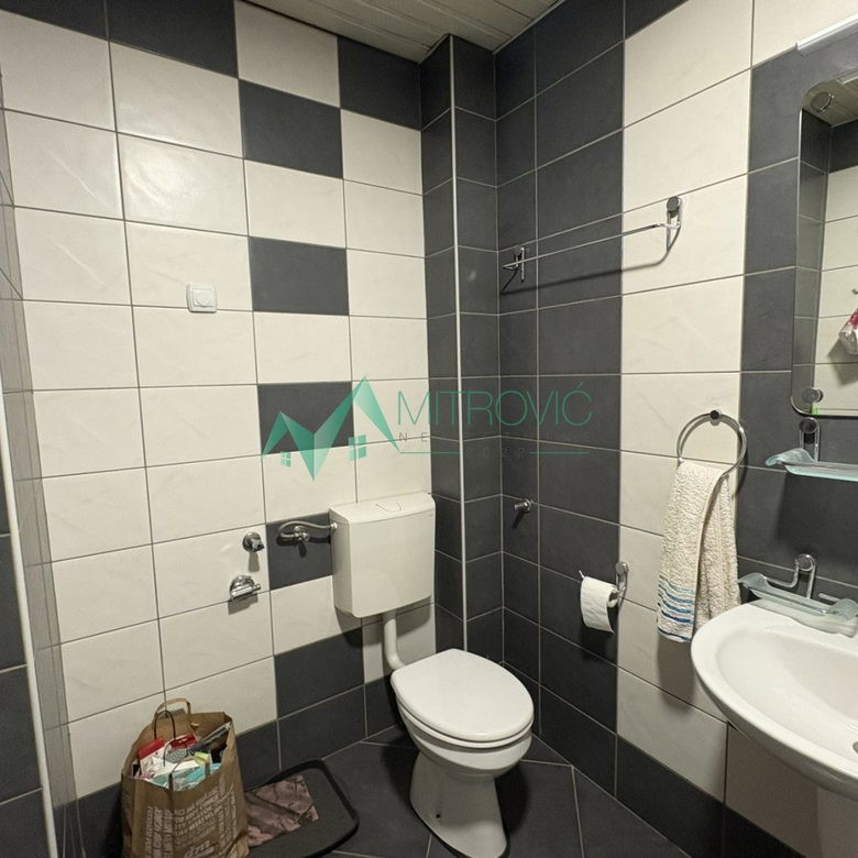 Stan Prodaja Novi Sad  61 m2