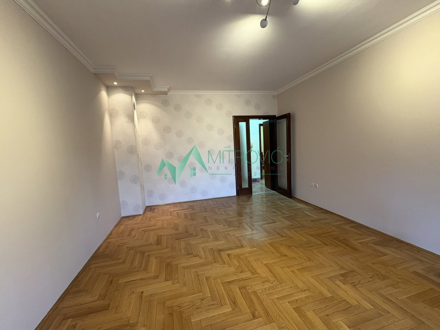 Lokal Prodaja Novi Sad  61 m2