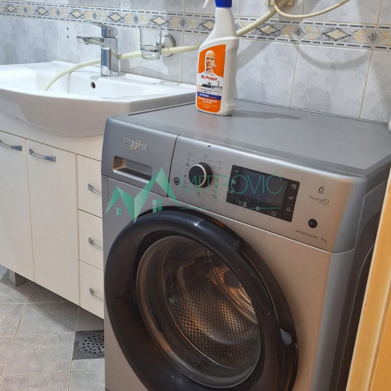 Stan Prodaja Novi Sad  23 m2